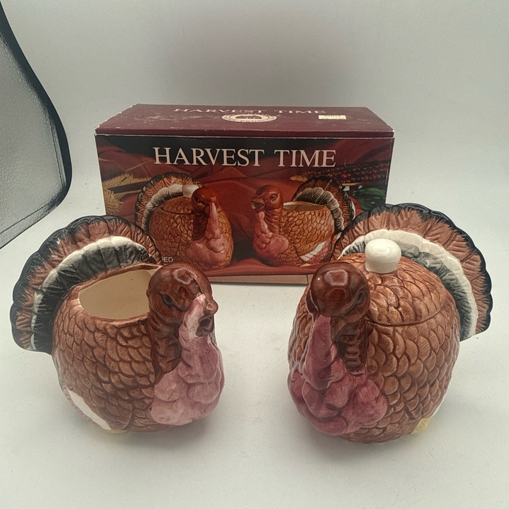 VTG Harvest Time Ceramic Turkey  Lidded Sugar Bowl And Creamer handpainted
